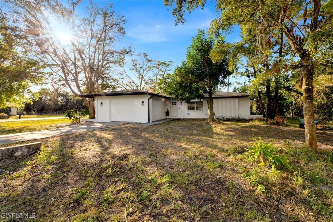 2362 Harvard Ave., Fort Myers, FL 33907