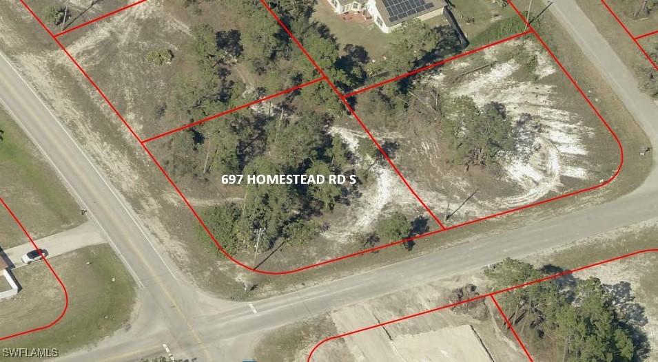 697 Homestead Rd., Lehigh Acres, FL 33974