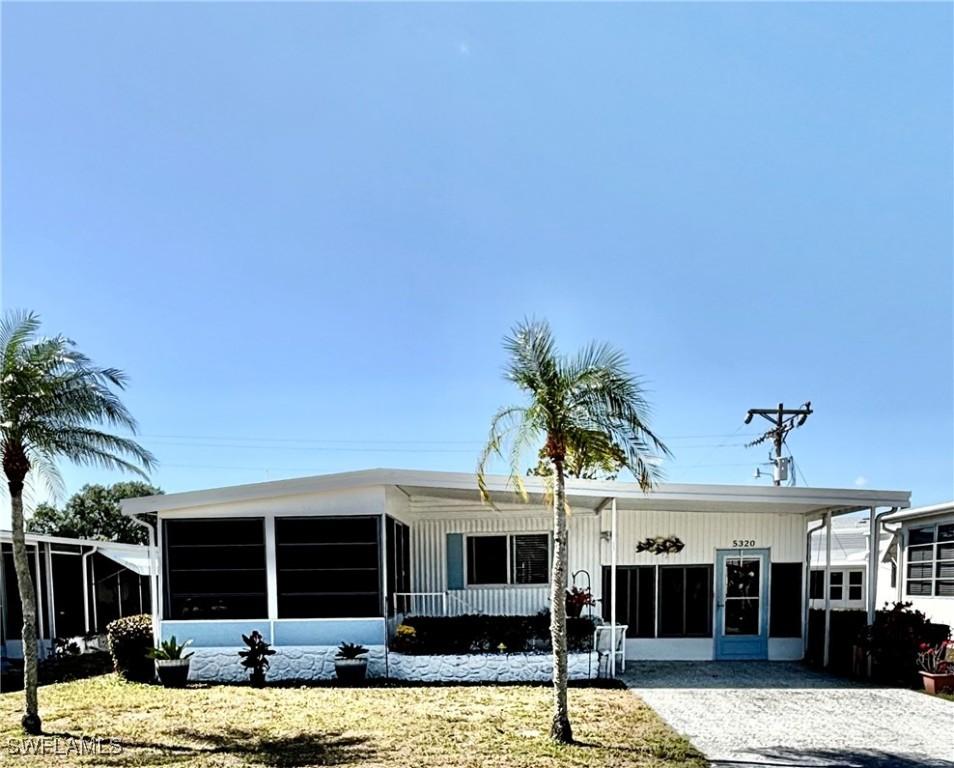 5320 Forest Park Dr., North Fort Myers, FL 33917