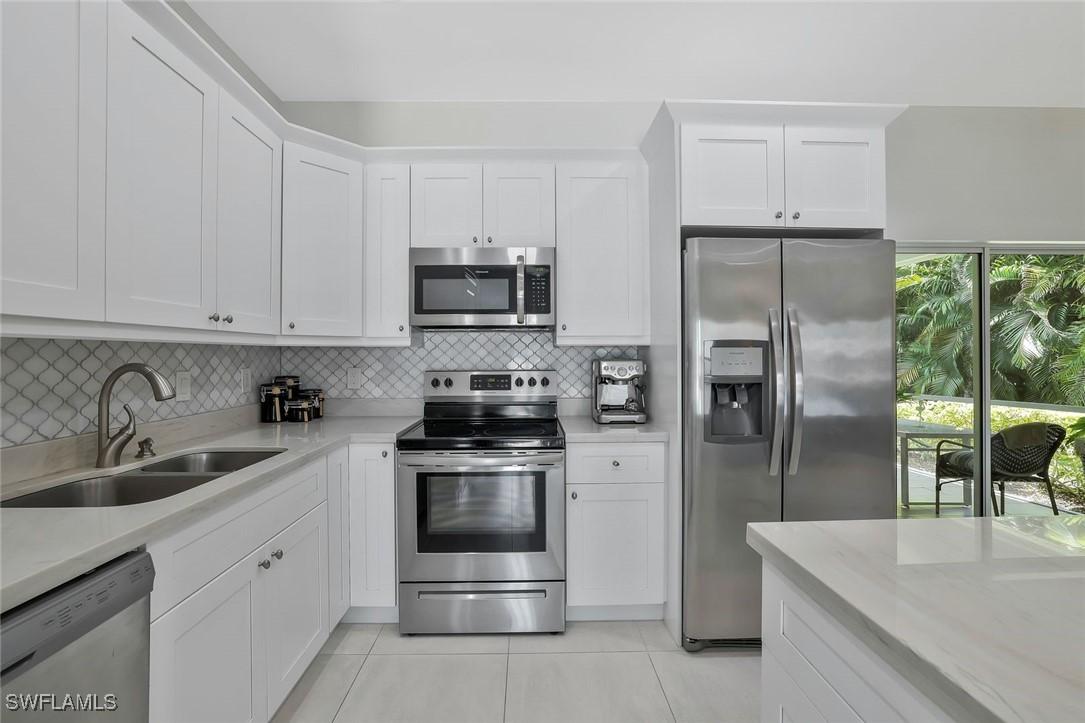 3892 14th St., Naples, FL 34103