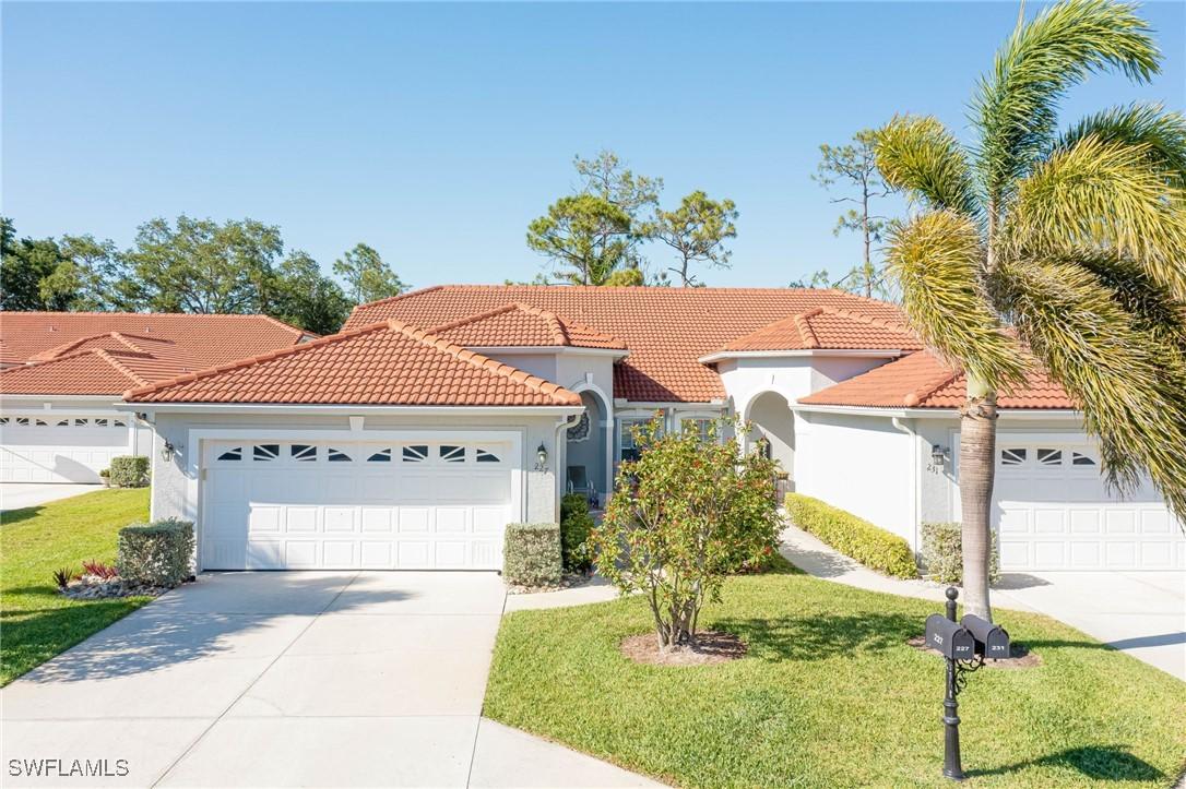 227 Melrose Pl. #52, Naples, FL 34104
