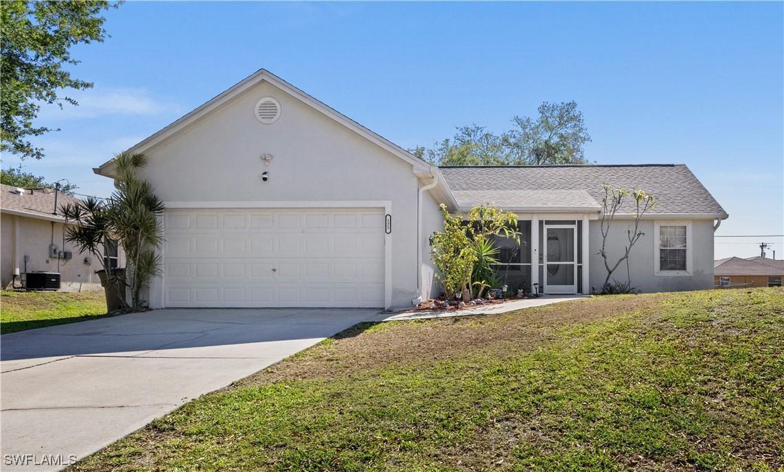 125 NE 11th Pl., Cape Coral, FL 33909