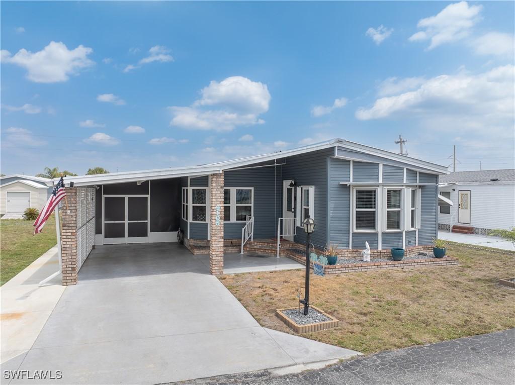 9105 Flamingo Cir., North Fort Myers, FL 33903