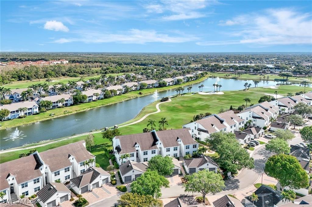 5948 Sand Wedge Ln. #902, Naples, FL 34110
