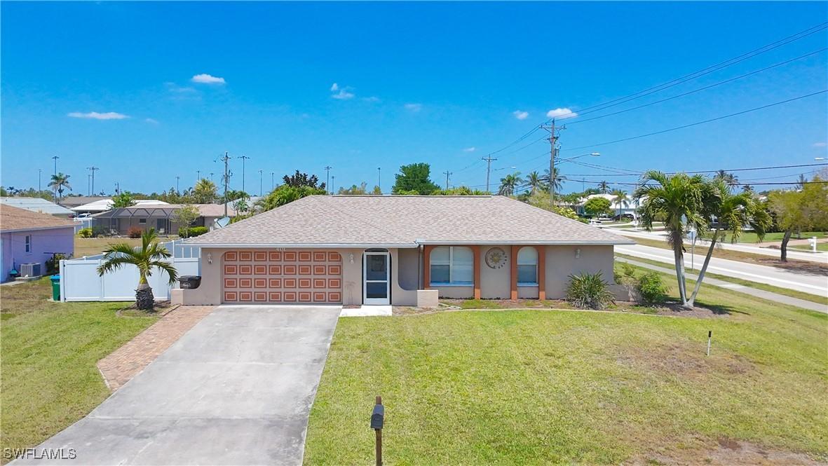 401 SW 43rd Ter., Cape Coral, FL 33914