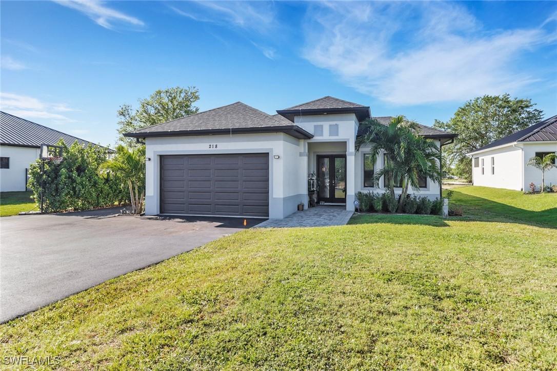 218 22nd Ave., Naples, FL 34120