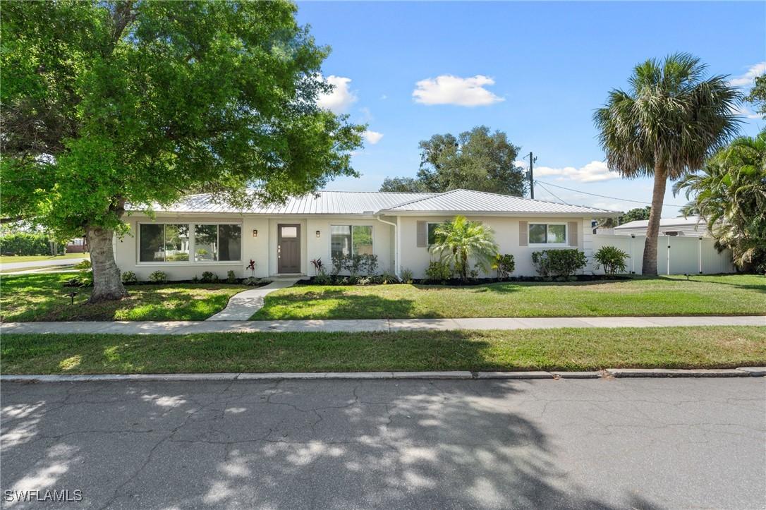 5664 Natoma Dr., Fort Myers, FL 33919