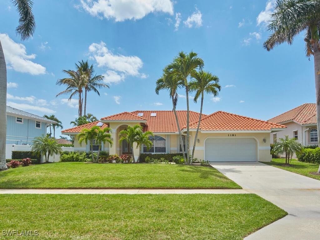 1181 Bond Ct., Marco Island, FL 34145