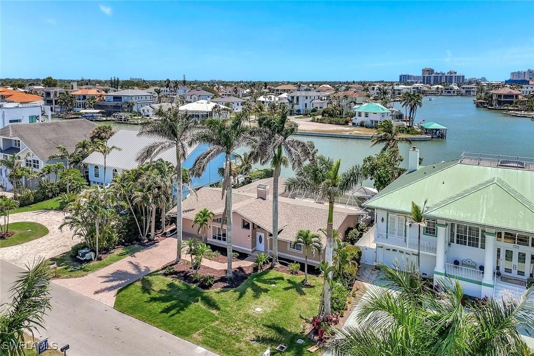 274 Conners Ave., Naples, FL 34108