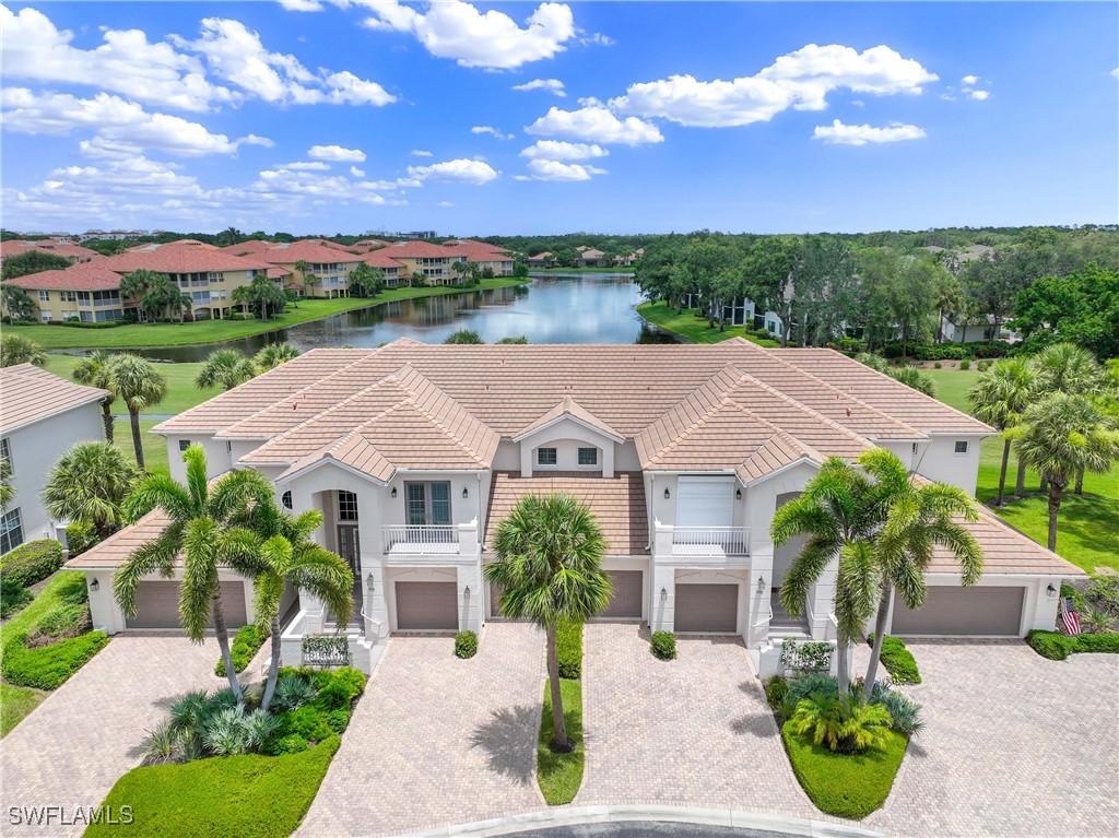 2325 Mont Claire Dr. #201, Naples, FL 34109