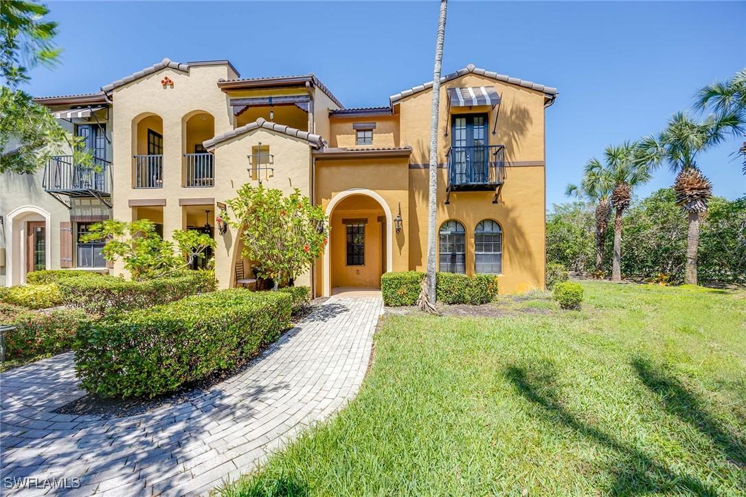 9134 Chula Vista St. #125, Naples, FL 34113