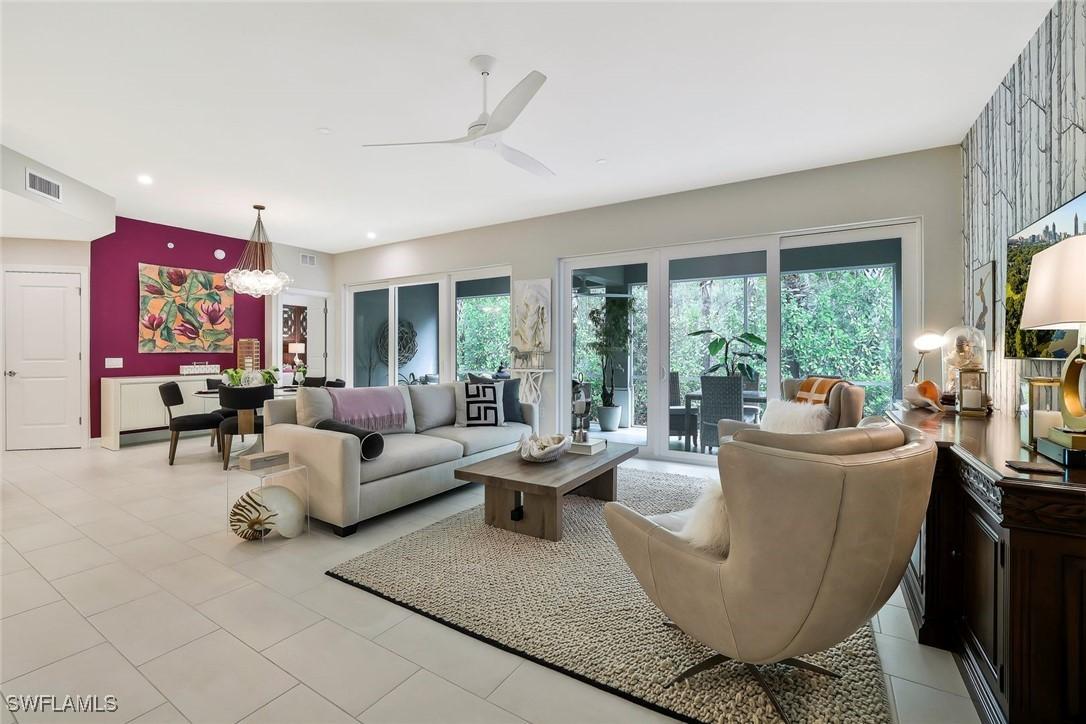 190 Indies Dr. #102, Naples, FL 34114