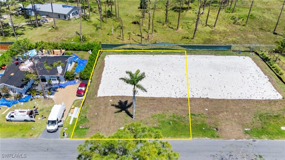 7168 Vassar Dr., Fort Myers, FL 33908