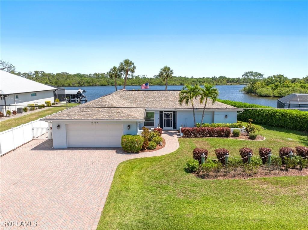 13794 River Forest Dr., Fort Myers, FL 33905