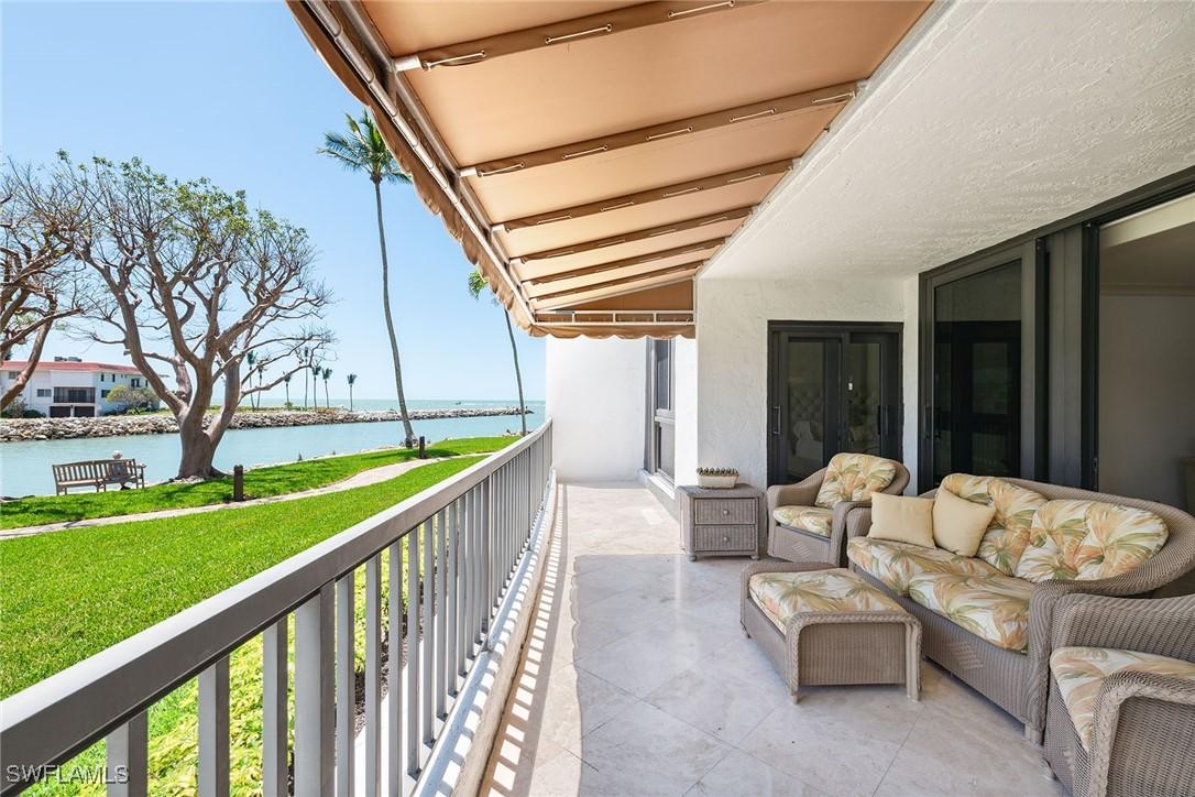 2310 Gulf Shore Blvd. #112, Naples, FL 34103