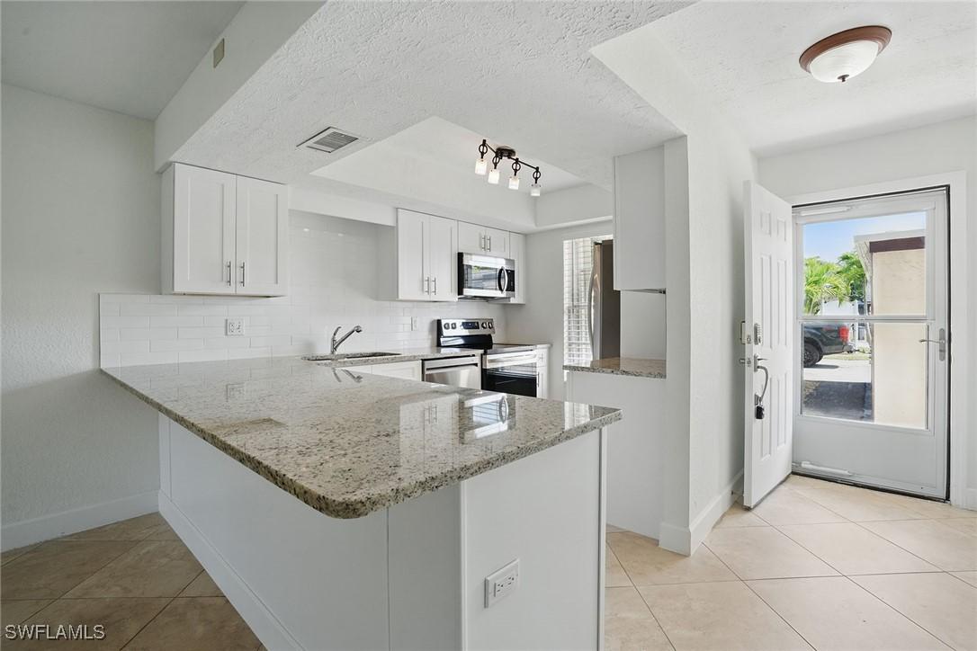 16251 Dublin Cir. #F105, Fort Myers, FL 33908