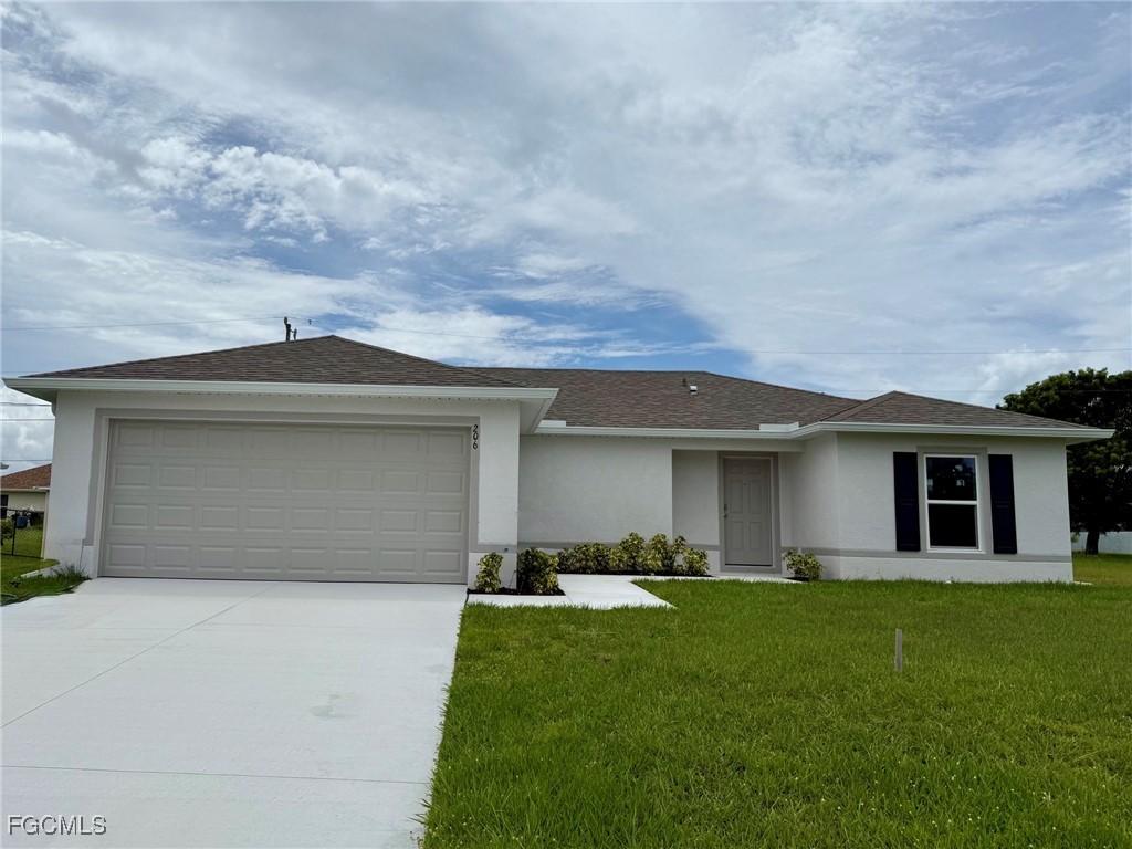 206 NW 13th Ter., Cape Coral, FL 33993