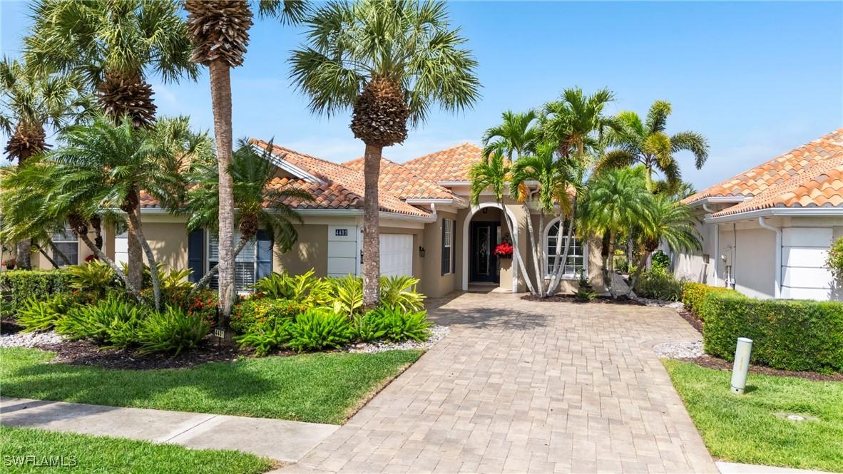 4401 Novato Ct., Naples, FL 34109