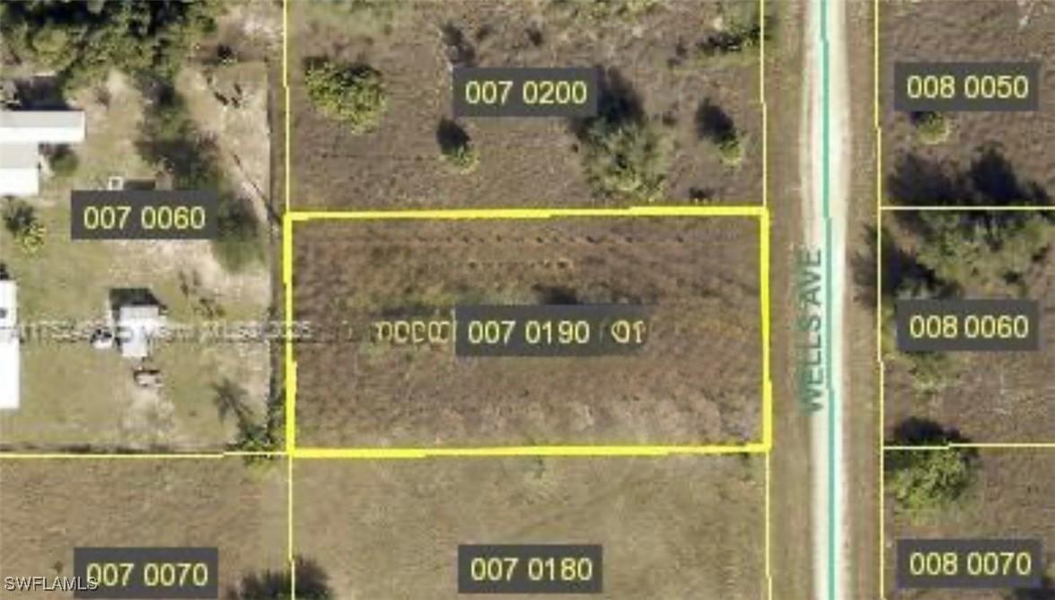 1613 Wells Ave., Lehigh Acres, FL 33972