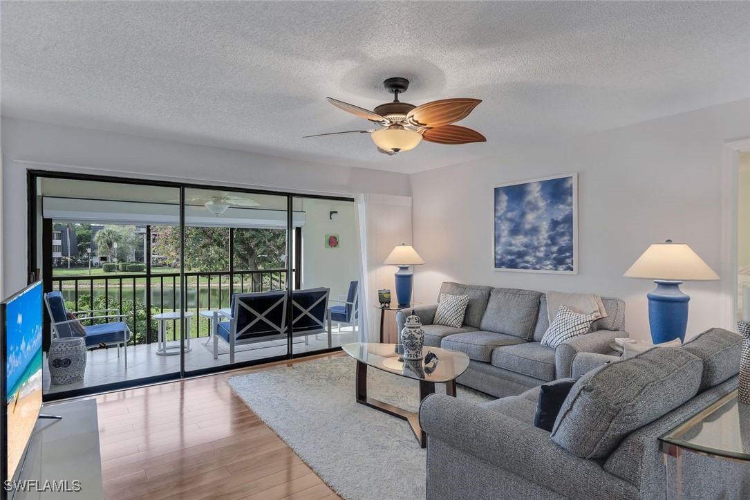 1609 Spoonbill Ln. #B, Naples, FL 34105