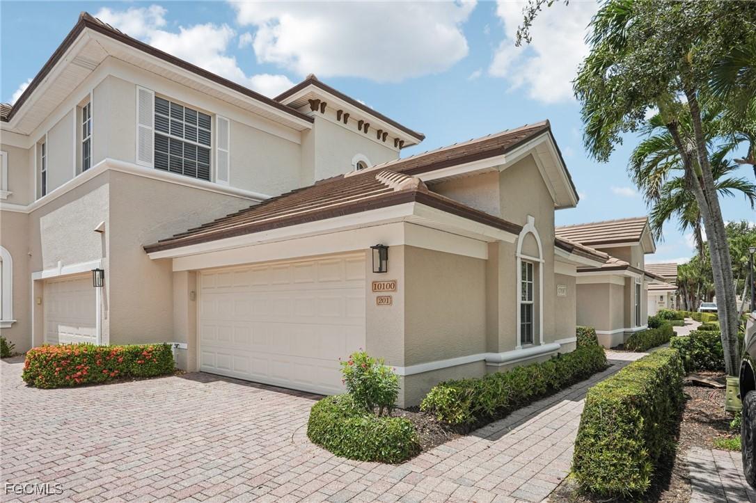 10100 Valiant Ct. #201, Miromar Lakes, FL 33913