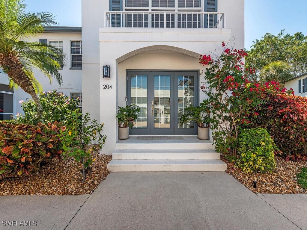 823 Tanbark Dr. #204, Naples, FL 34108