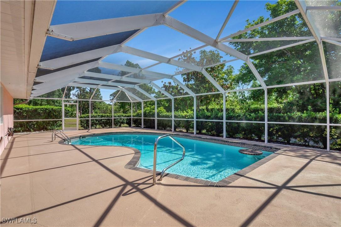 310 Lake Ave., Lehigh Acres, FL 33936