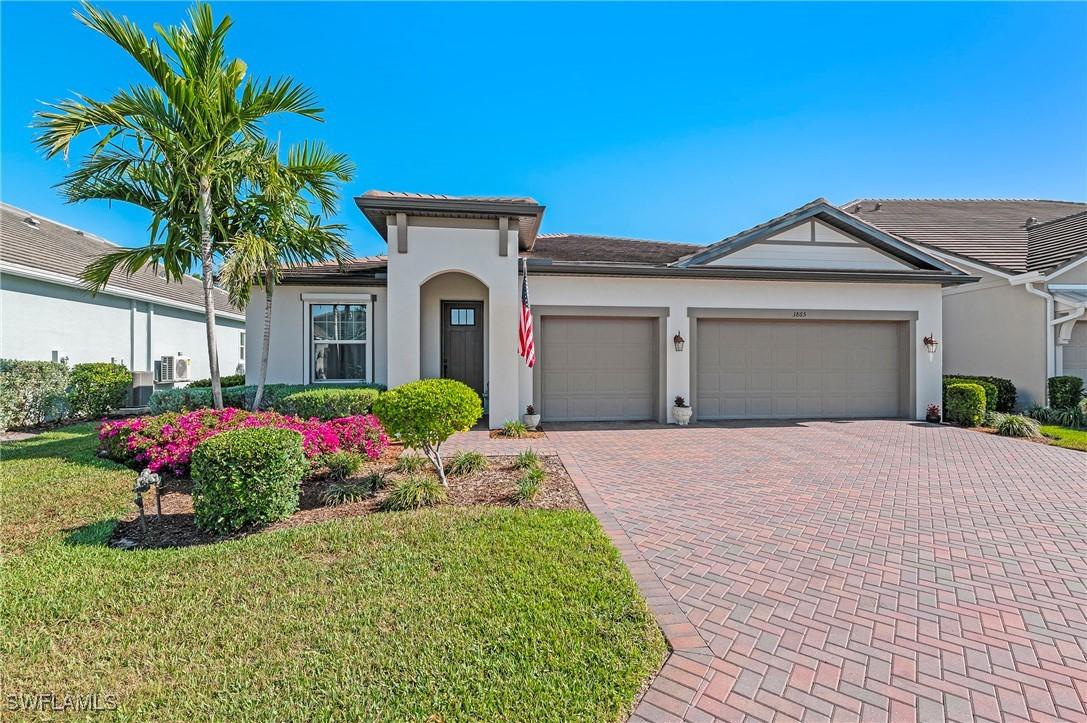 3865 Helmsman Dr., Naples, FL 34120