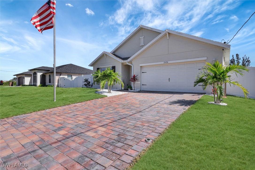 2526 NW 11th St., Cape Coral, FL 33993