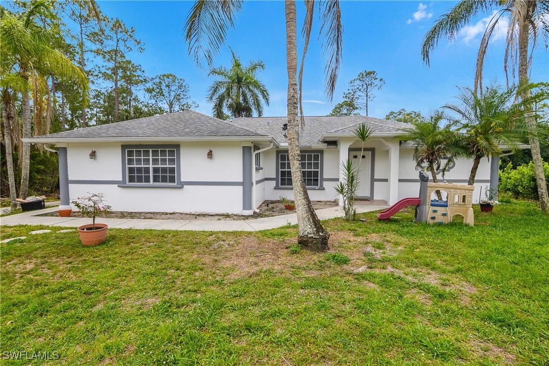 1090 24th Ave., Naples, FL 34120