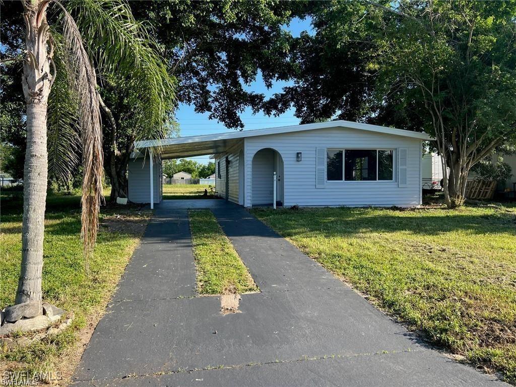 1109 Gifford Ave., Lehigh Acres, FL 33936