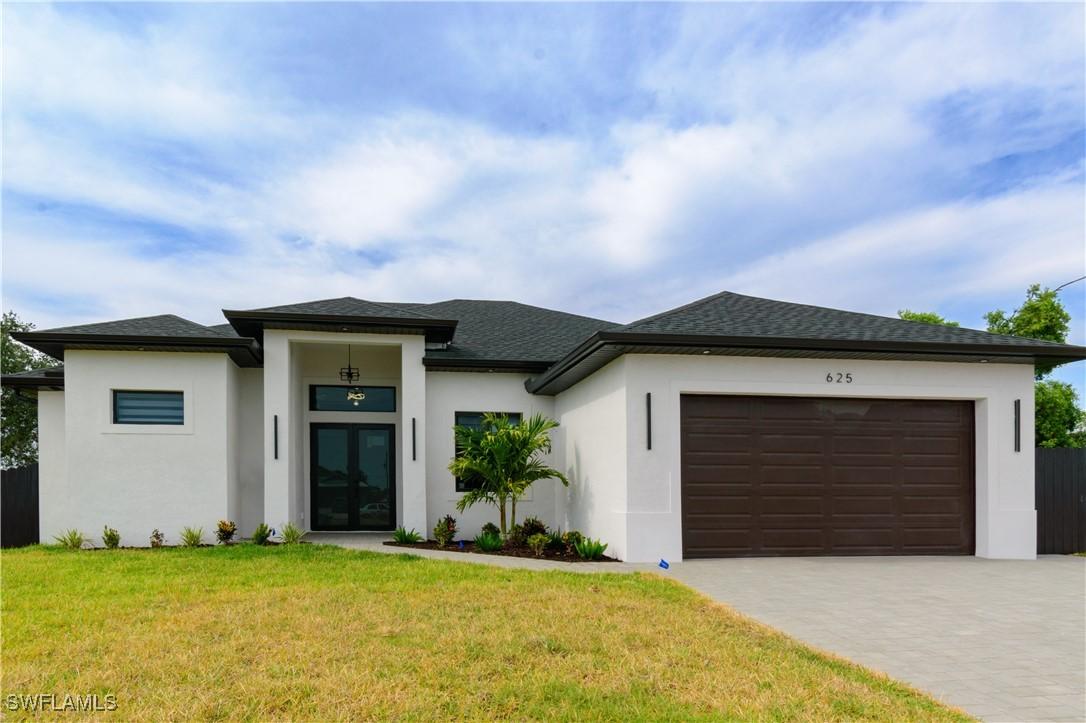 625 Kismet Pkwy., Cape Coral, FL 33909