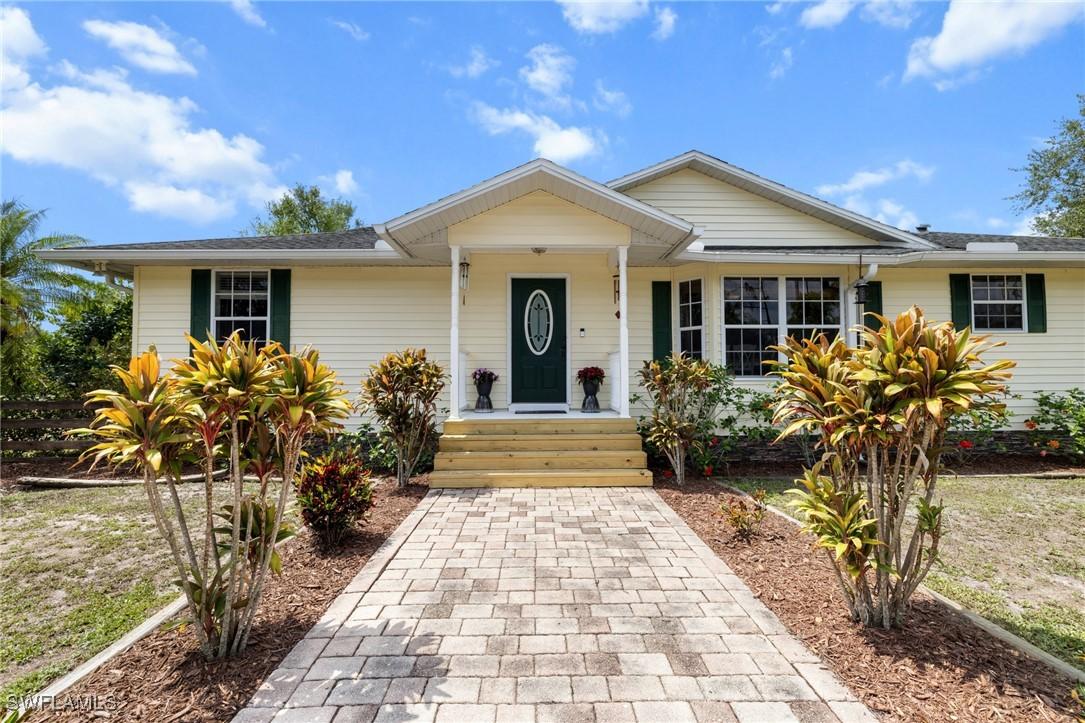3200 Styles Rd., Alva, FL 33920