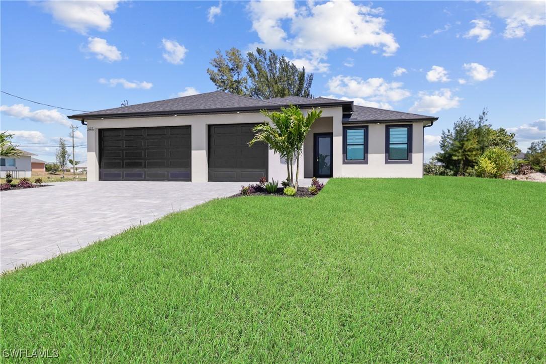 527 NW 7th Ave., Cape Coral, FL 33993