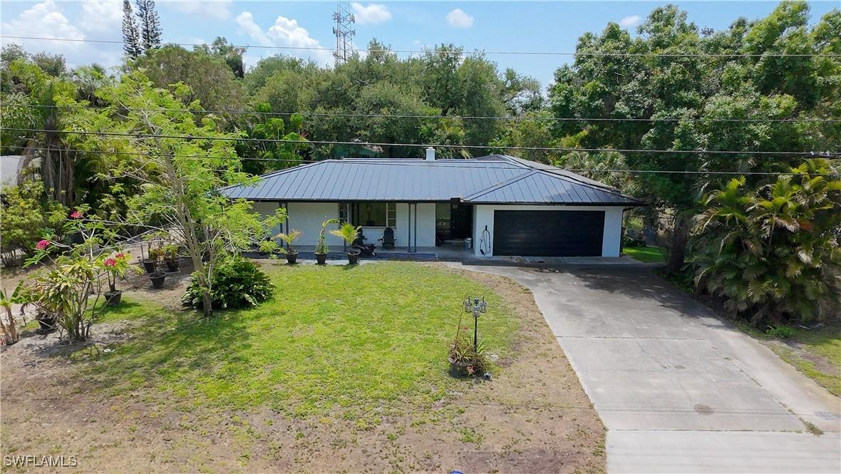 3390 E Riverside Dr., Fort Myers, FL 33916