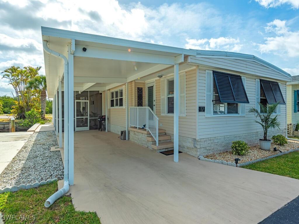 777 Walkerbilt Rd. #17, Naples, FL 34110