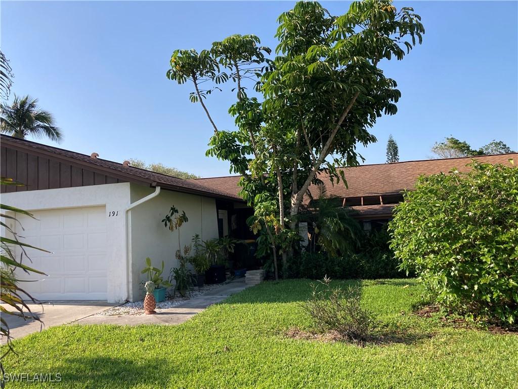 191 Round Key Cir. #D2, Naples, FL 34112