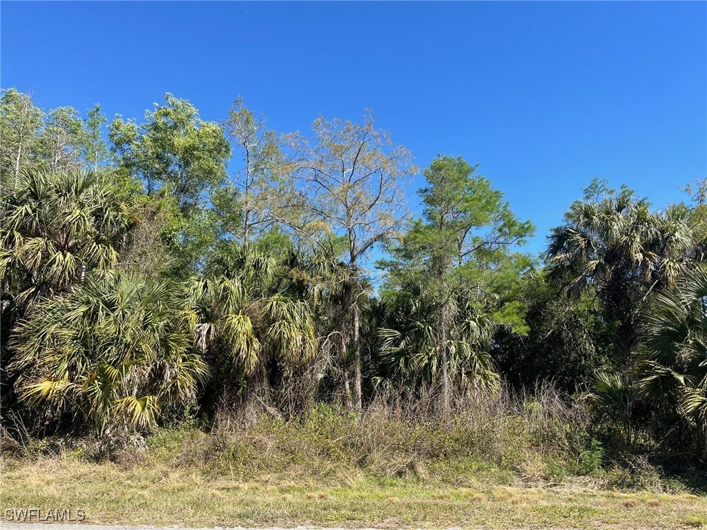 4th Ave., Naples, FL 34117