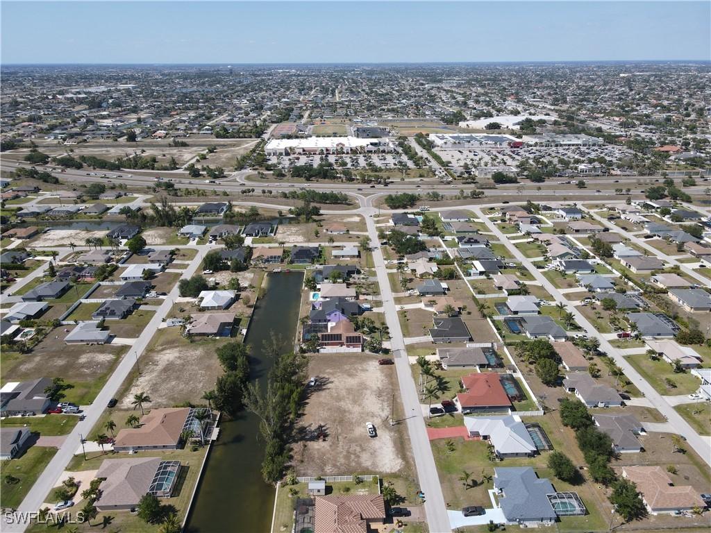 2712 SW 2nd Pl., Cape Coral, FL 33914