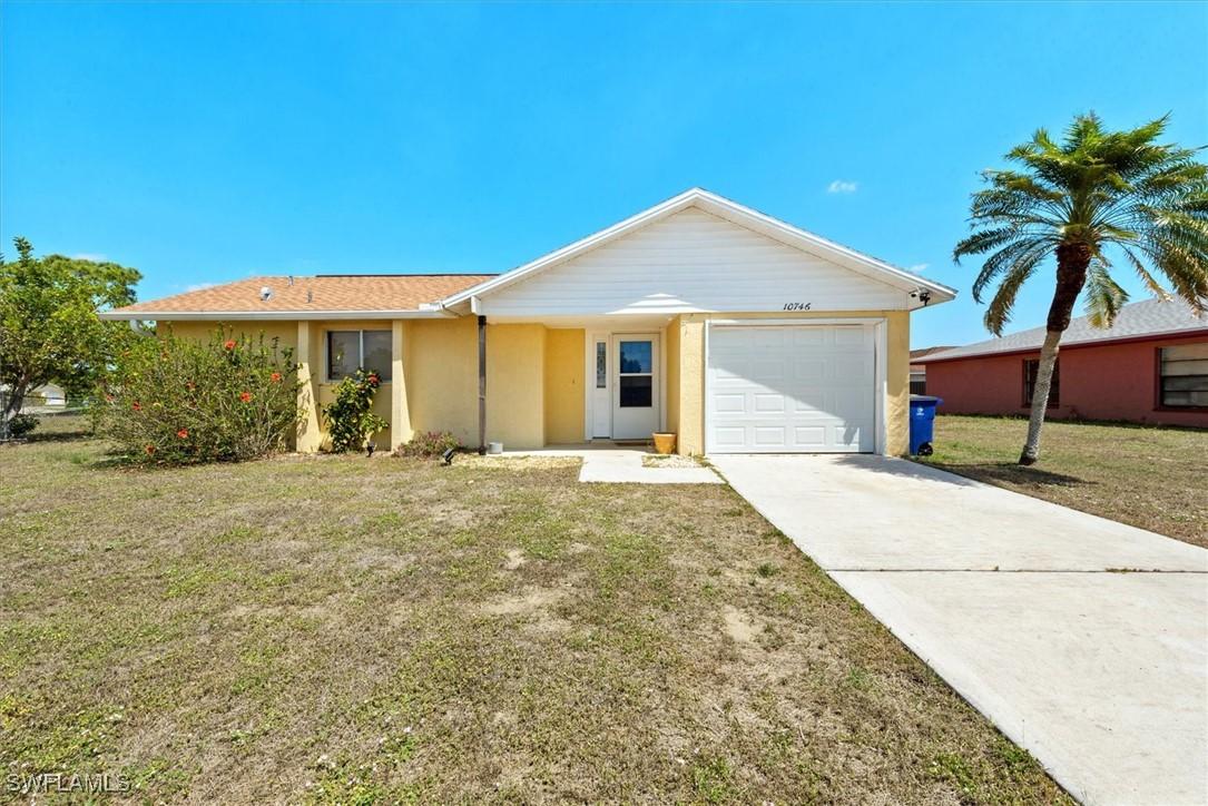 10746 Lemontree Ct., Lehigh Acres, FL 33936