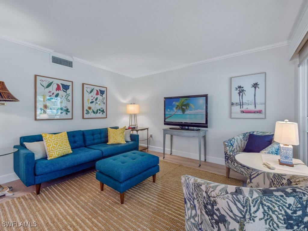 3200 Gulf Shore Blvd. #105, Naples, FL 34103