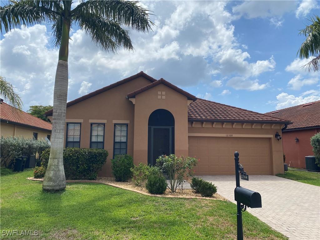 12168 Country Day Cir., Fort Myers, FL 33913