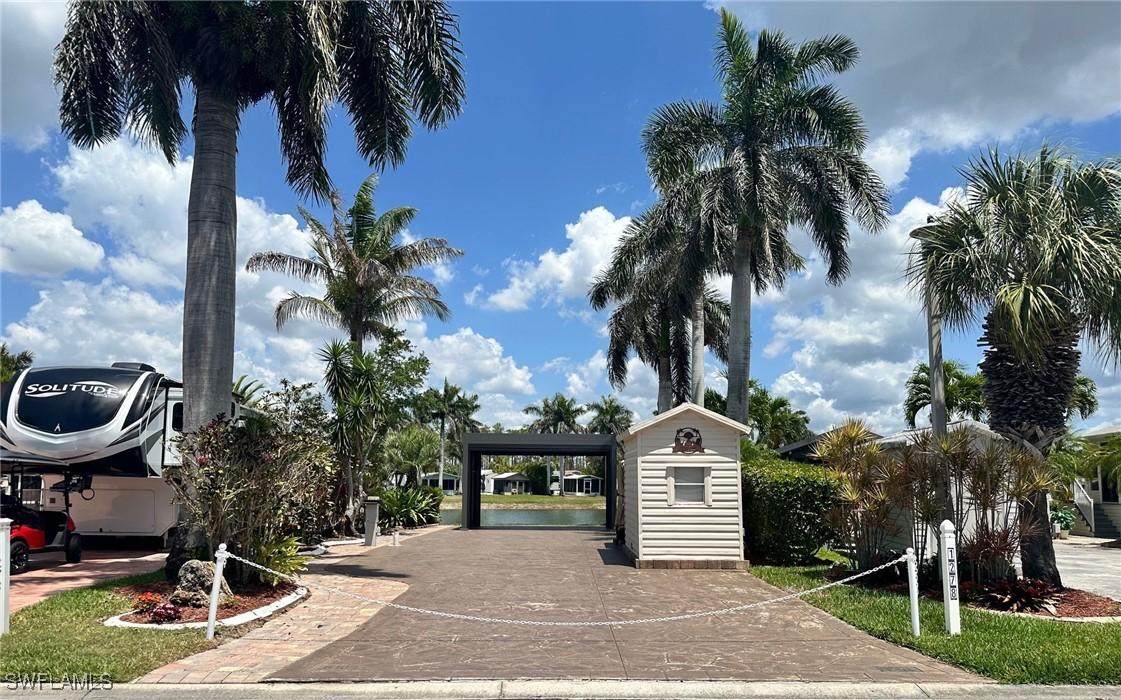 1278 Silver Lakes Blvd., Naples, FL 34114