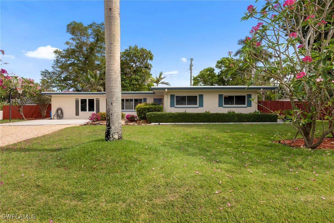 2137 Sunrise Blvd., Fort Myers, FL 33907