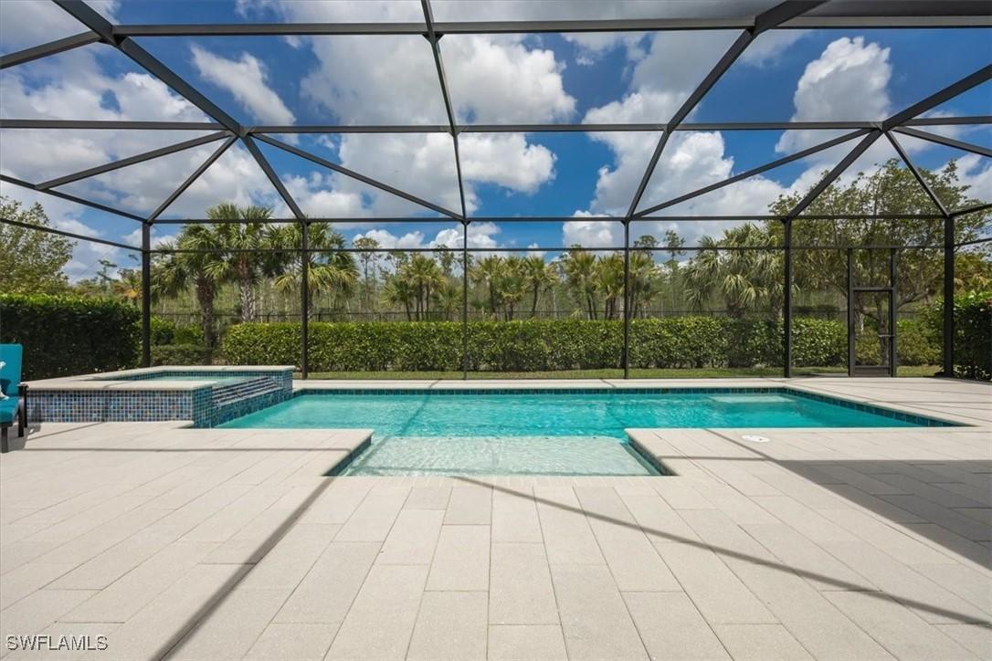 8939 Redonda Dr., Naples, FL 34114