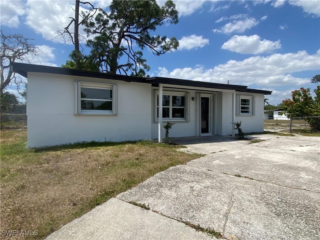 1356 Floral Dr., Fort Myers, FL 33916