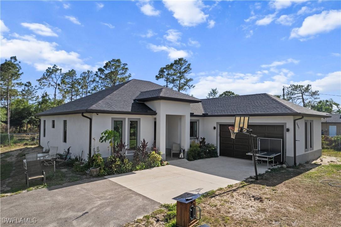 2682 4th Ave., Naples, FL 34117