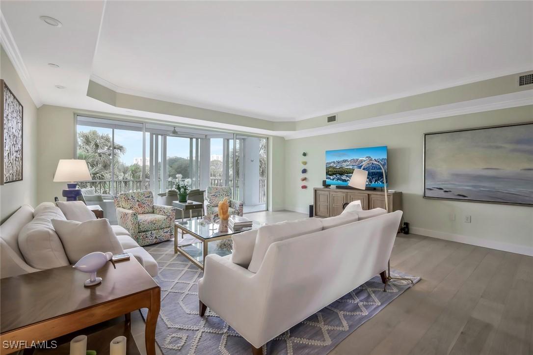 8440 Abbington Cir. #D25, Naples, FL 34108