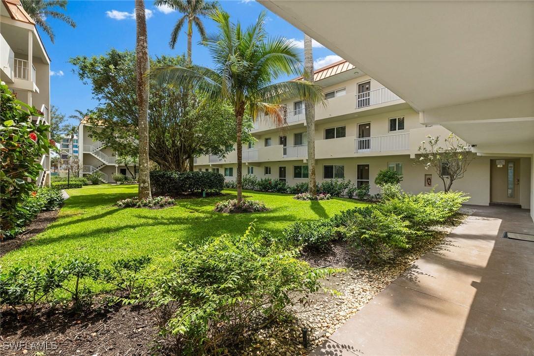 1100 Gulf Shore Blvd. #110, Naples, FL 34102