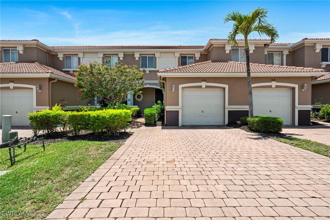 9638 Roundstone Cir., Fort Myers, FL 33967